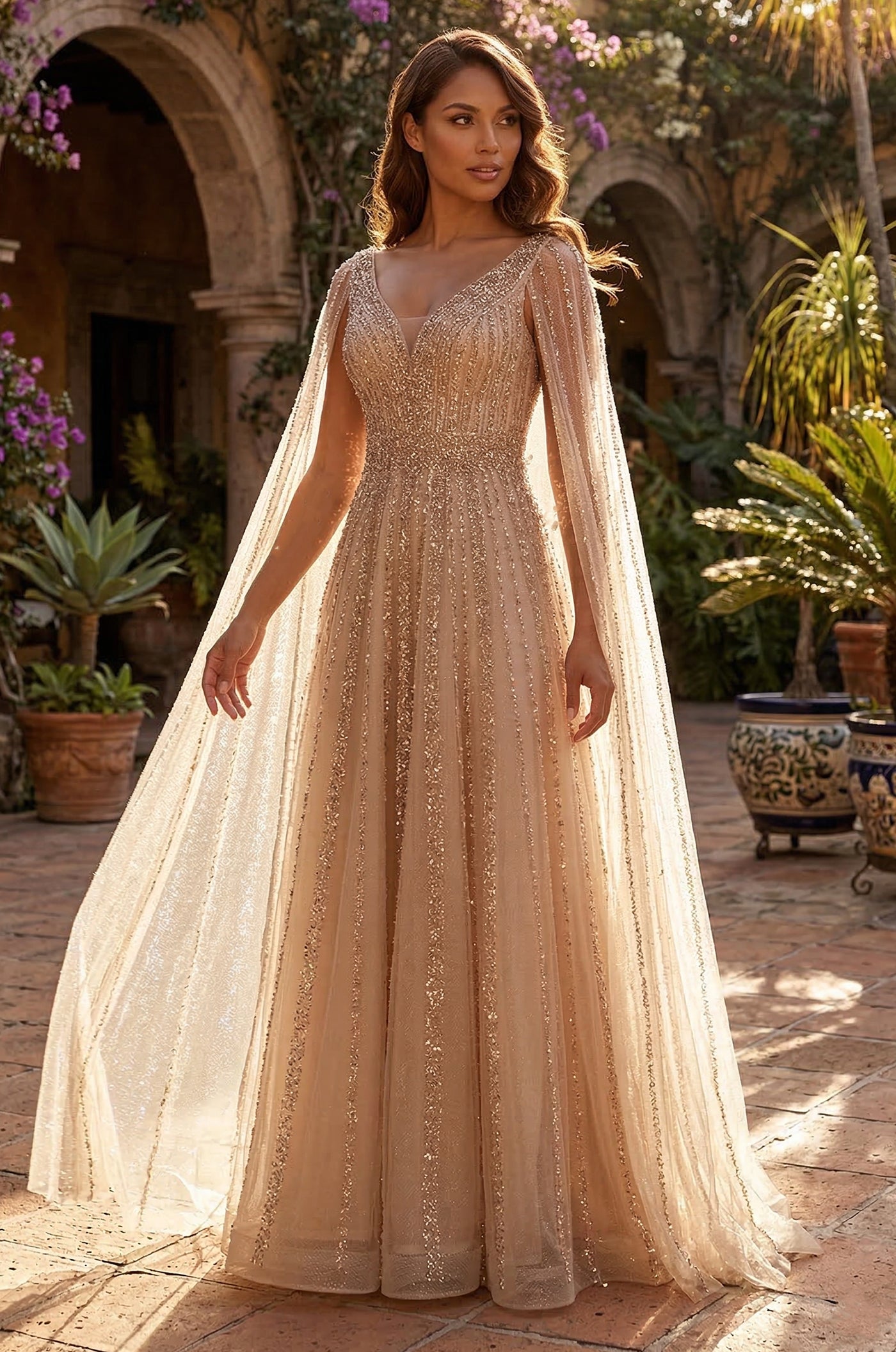 Kos Couture Vestido Formal Couture con Manga de Capa y Pedrería Pesada