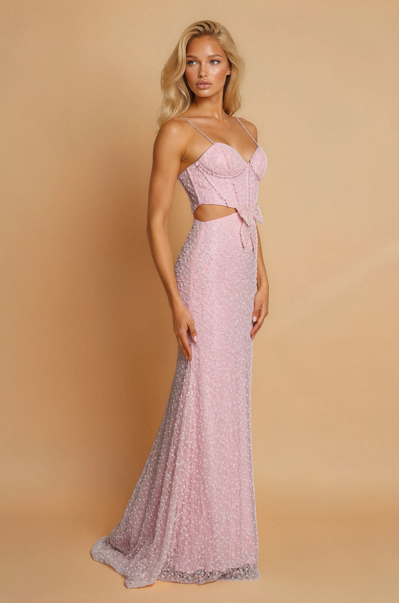 Vestido Largo de Graduación con Abalorios y Aberturas Laterales con Lazo Rosa