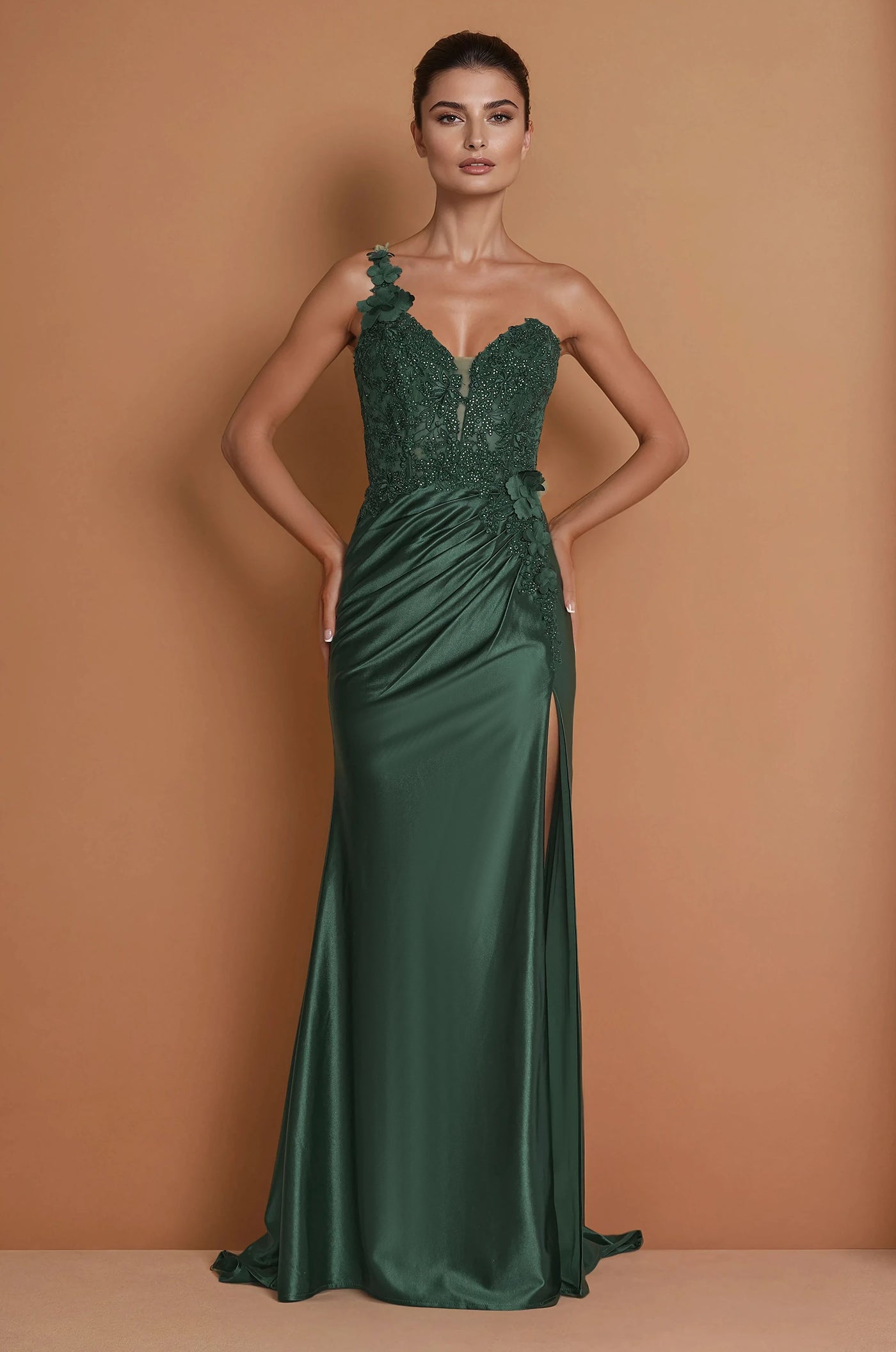 Vestido Formal de un Hombro con Corpiño de Encaje Verde Esmeralda