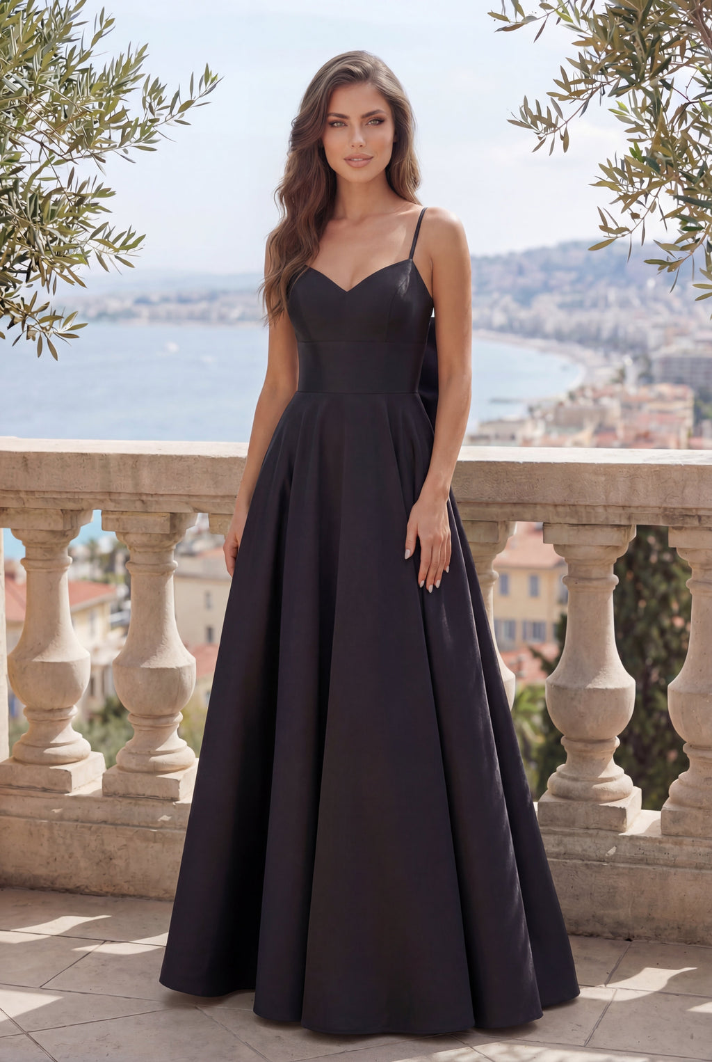 Kos Couture Vestido Largo Negro de Graduación con Lazo en la Espalda