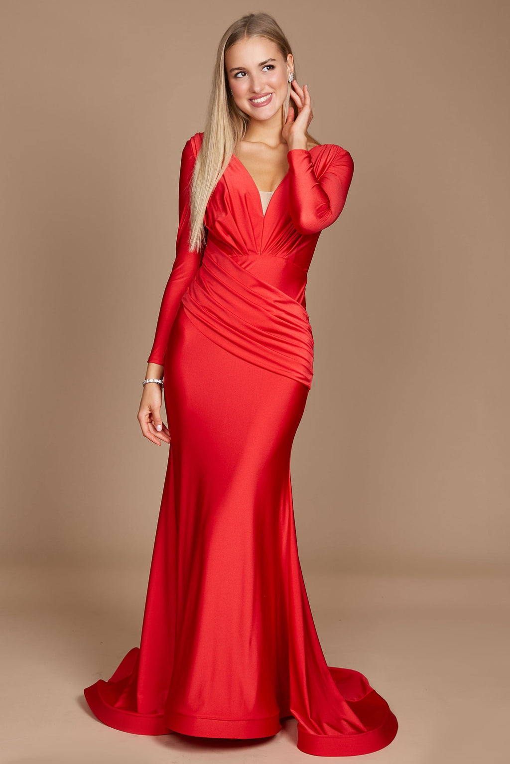 Kos Couture Vestido de Noche Ajustado Formal de Manga Larga