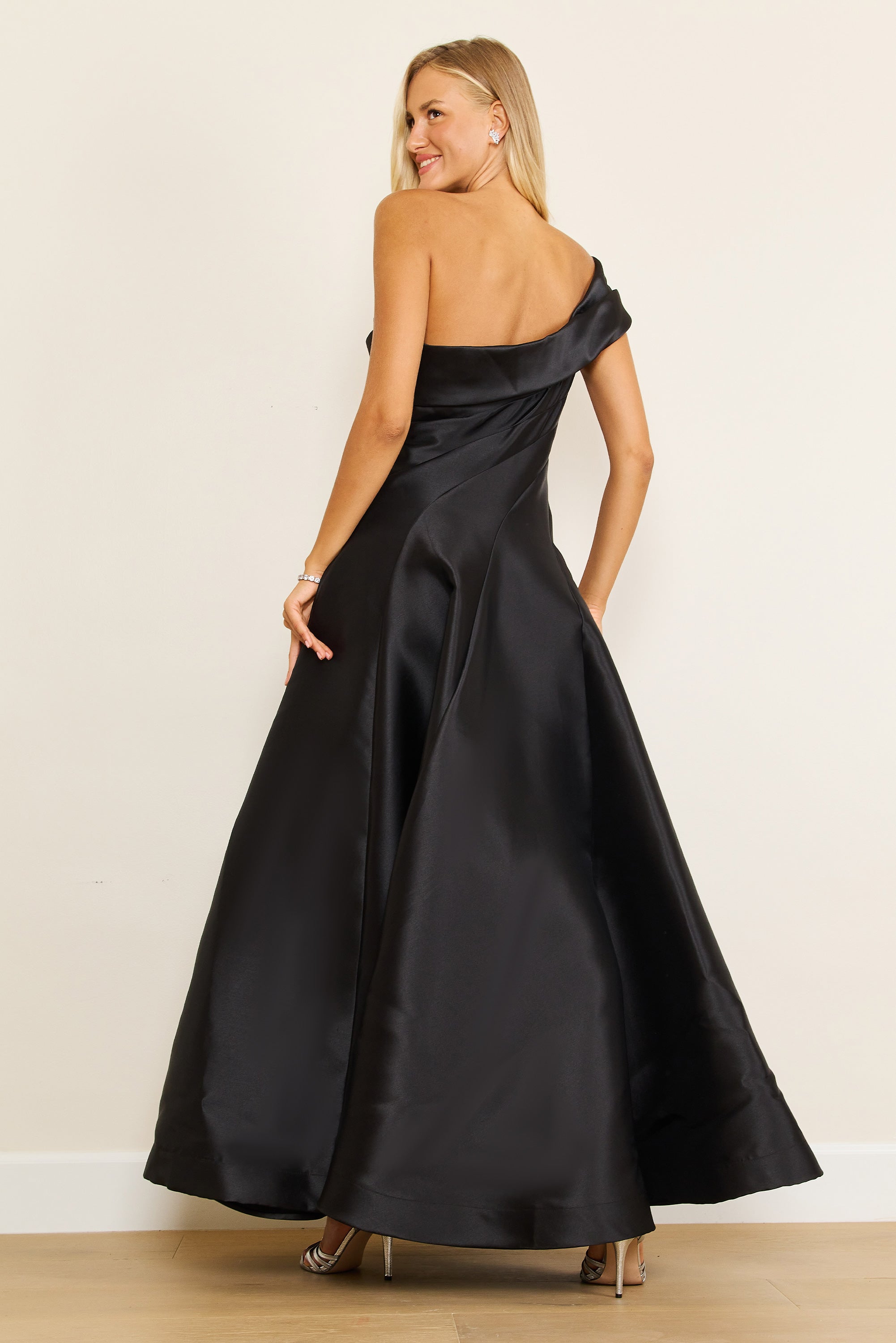 Kos Couture Vestido Largo Formal de Gala de Un Hombro