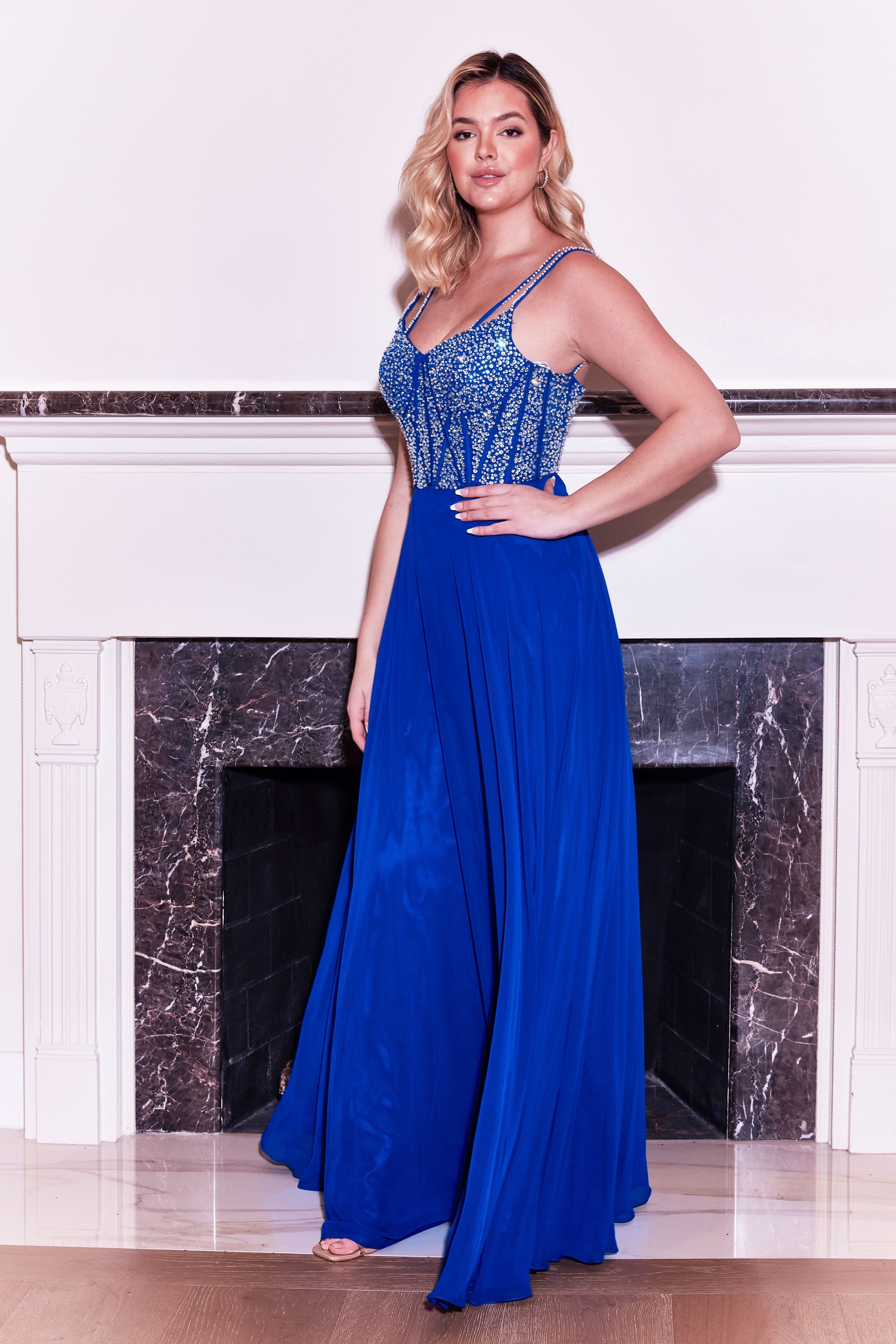 Kos Couture Vestido Largo Formal Azul Real con Top de Abalorios a Mano