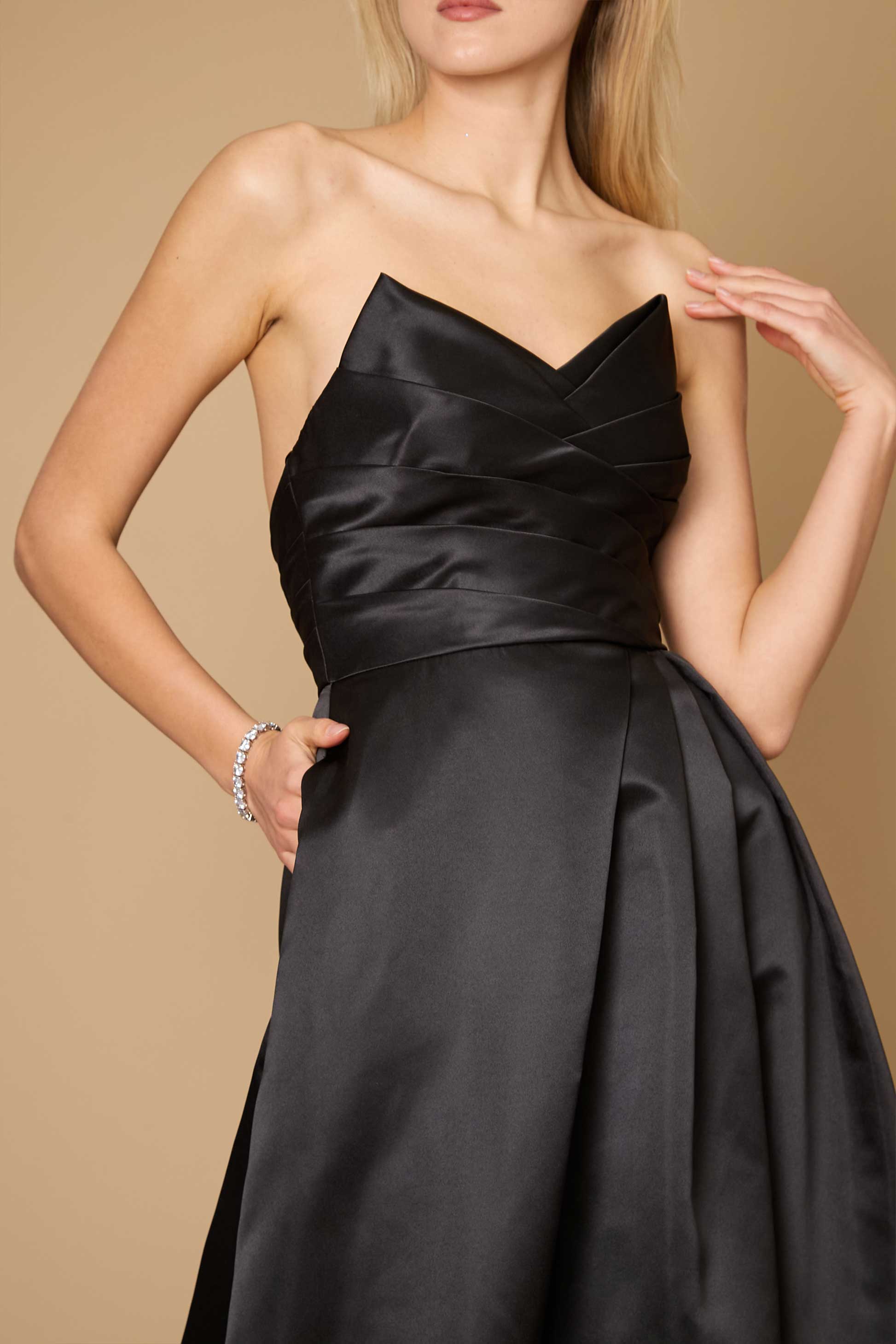 Kos Couture Vestido Largo de Gala Formal Negro de Dylan Davids