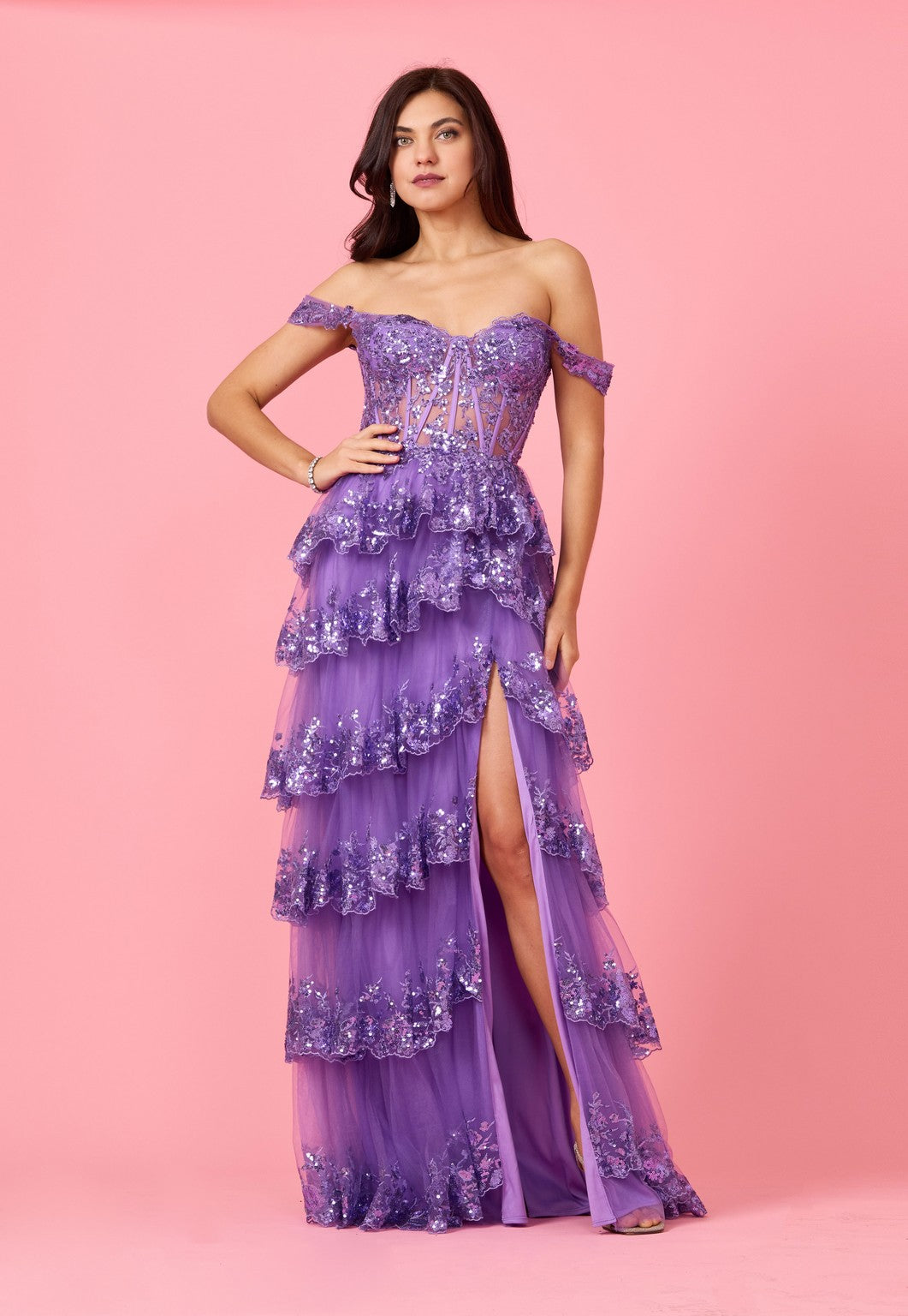 Kos Couture Vestido de Graduación Largo de Lentejuelas con Corsé Transparente