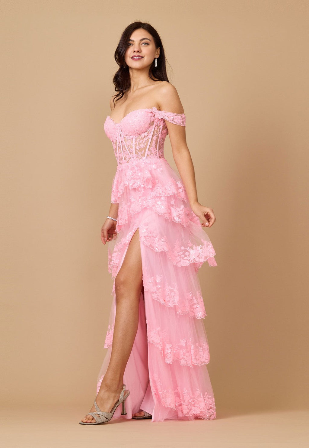 Kos Couture Vestido de Graduación Largo de Lentejuelas con Corsé Transparente