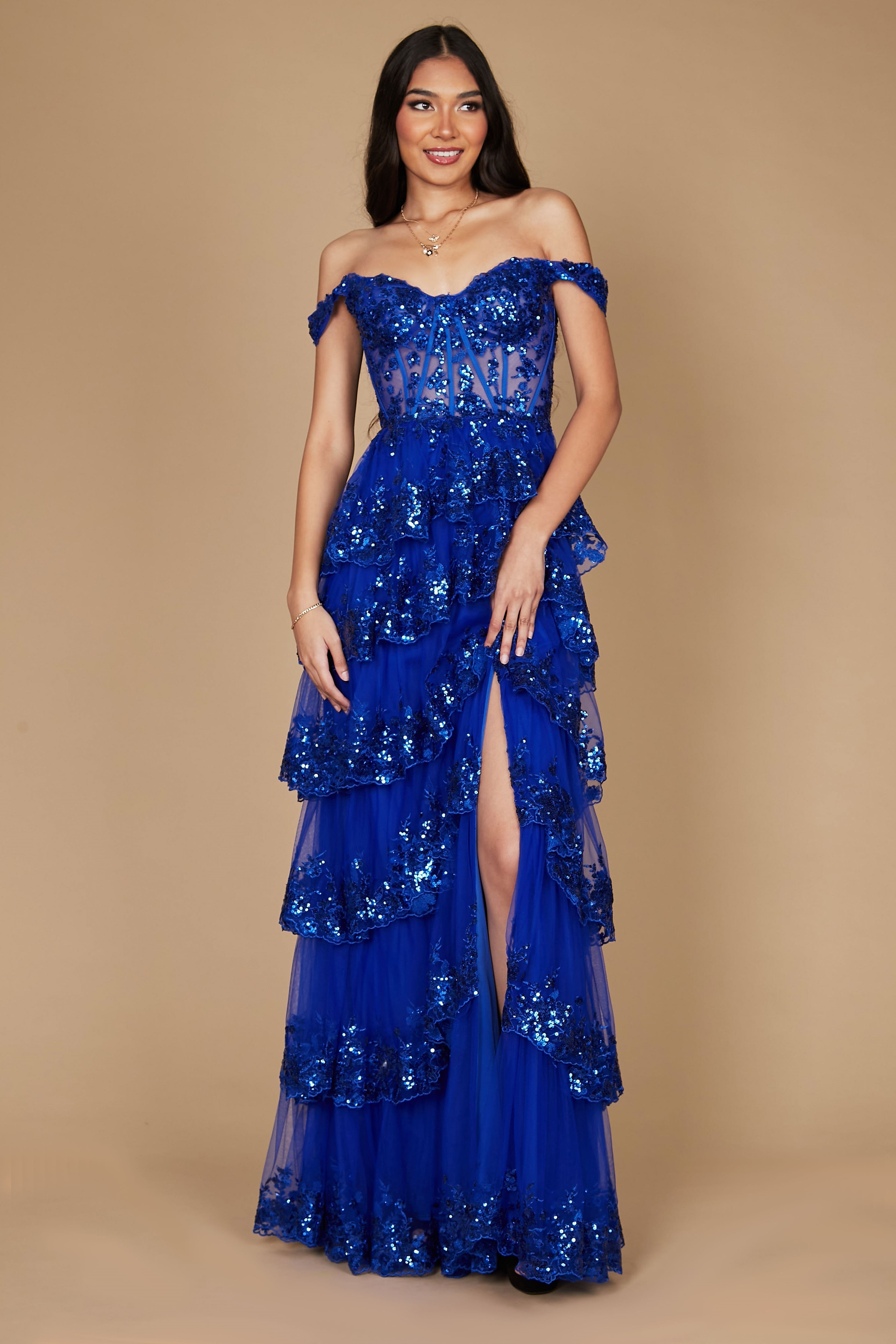 Kos Couture Vestido de Graduación Largo de Lentejuelas con Corsé Transparente
