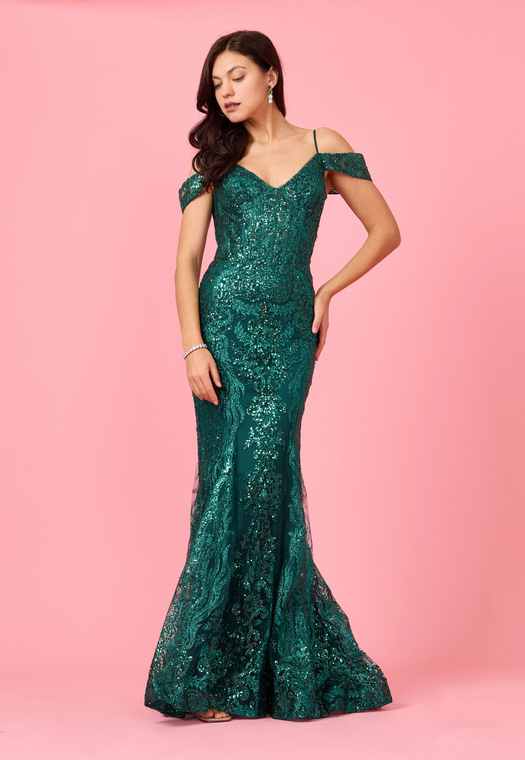 Kos Couture Vestido Formal de Corset con Lentejuelas y Hombros Descubiertos