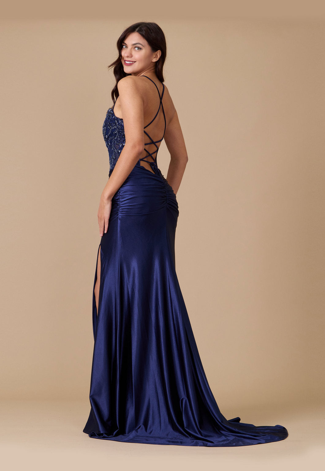 Kos Couture Vestido de Graduación Largo Sexy con Espalda Abierta