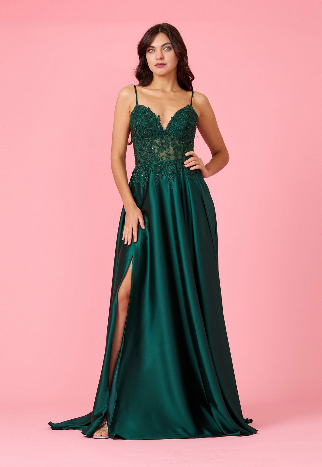 Kos Couture Vestido Largo de Gasa y Encaje Ilusión Formal para Graduación