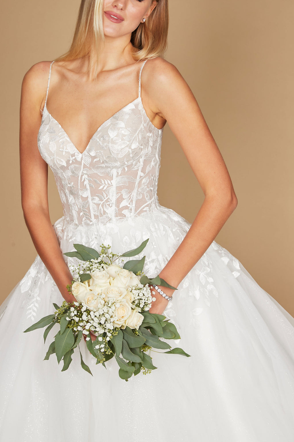Vestido de Novia Largo y Sencillo de Tirantes Finos Blanco