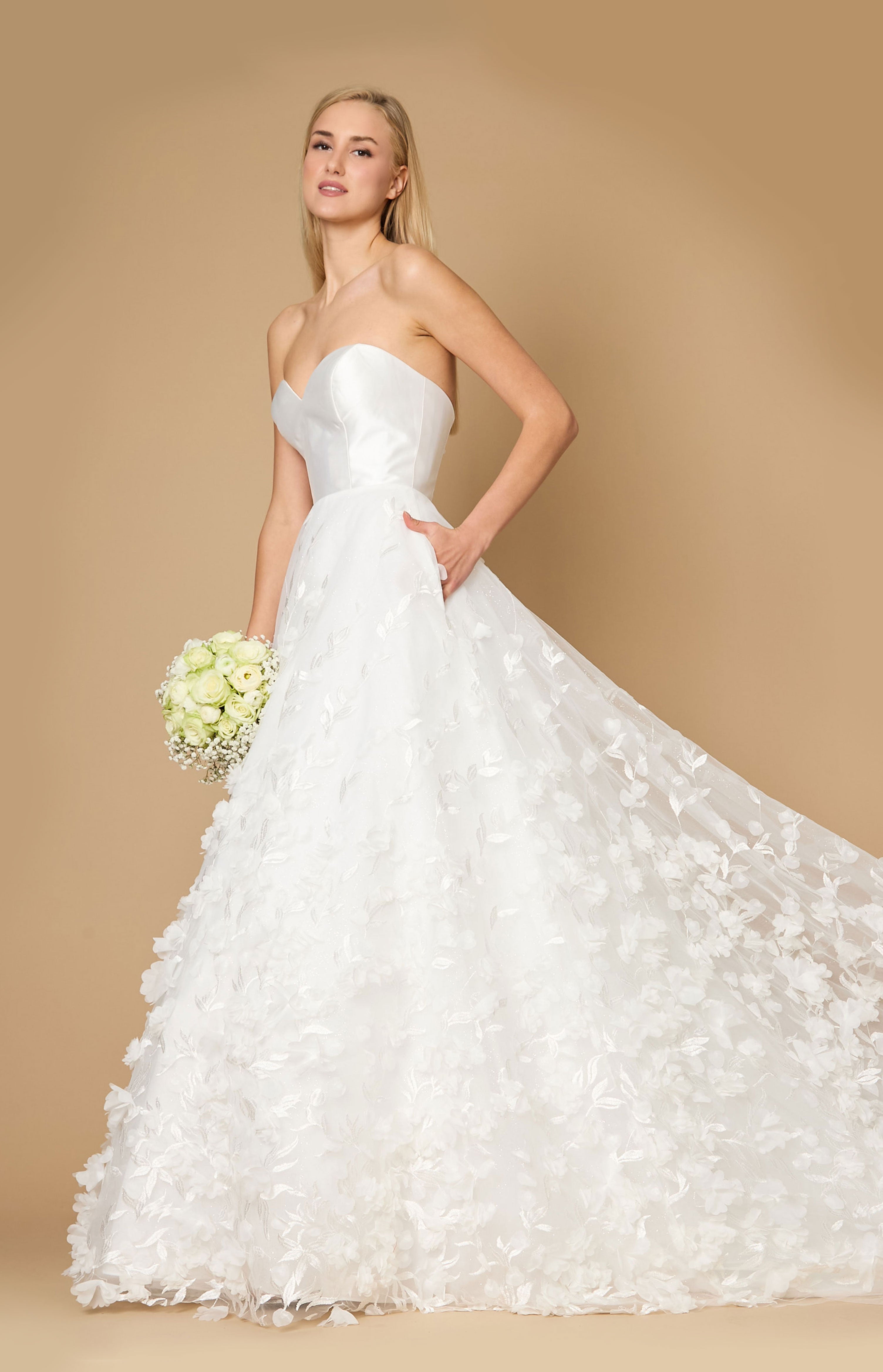Vestido de Novia Largo Sin Tirantes con Bordados Blanco