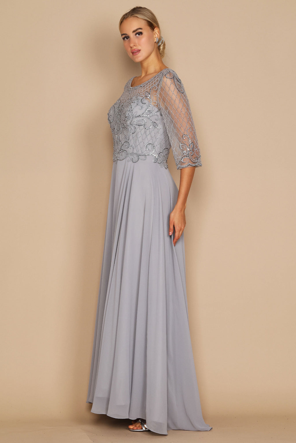 Kos Couture Vestido de Manga Larga con Abalorios Hechos a Mano para Madre de la Novia